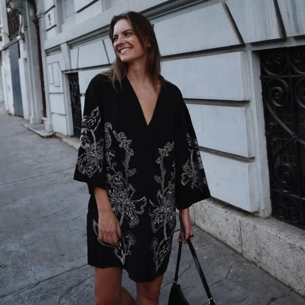 H&M Limited Embroidered Kaftan Dress - Picture 2 of 10